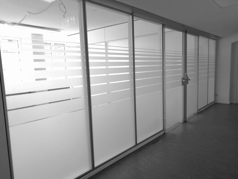 Sichtschutz-Beklebung-Rosenheim-1-ToKo-Media